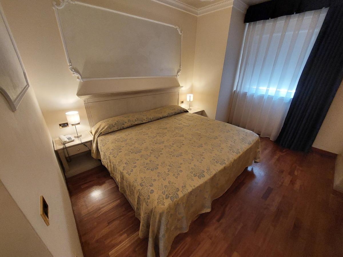 Hotel Villa Medici Rocca San Giovanni Εξωτερικό φωτογραφία